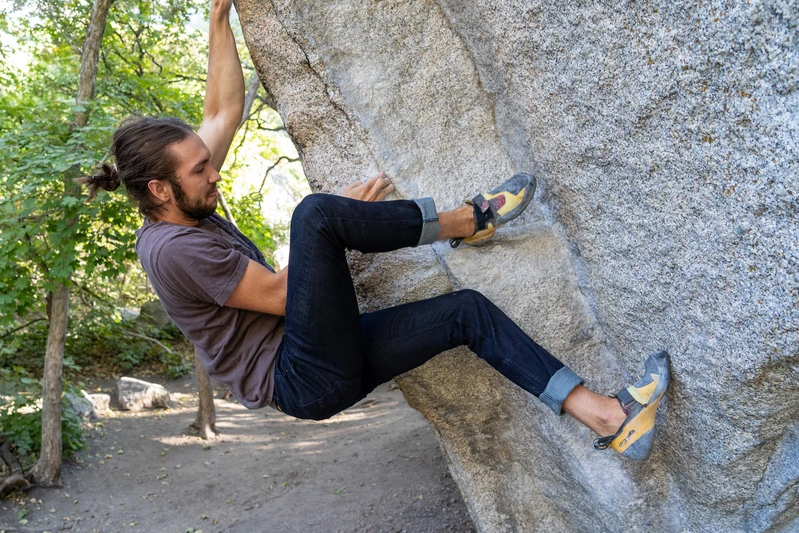 best-climbing-jeans